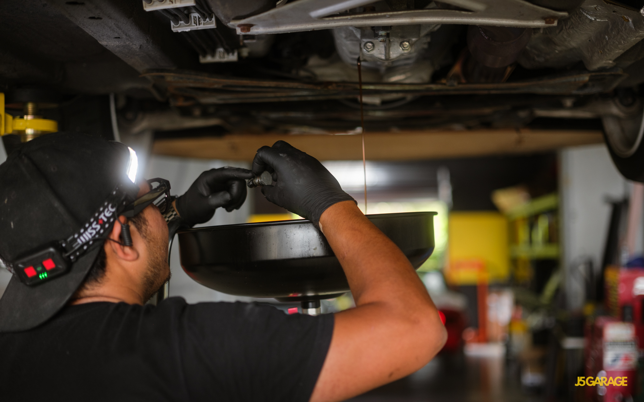 oil change mx5 miata j5 garage service